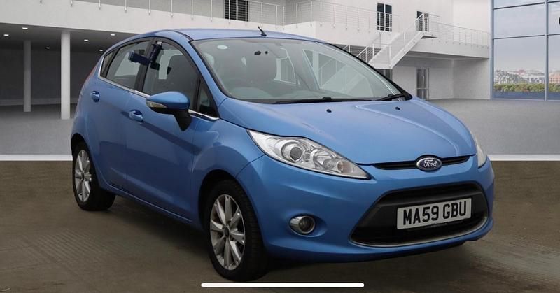 Blue Used 2009 Ford Fiesta Zetec Hatchback | £2,995 (Good price) - Image 1/4