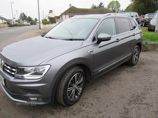 Used VW Tiguan Allspace SE 150 HP (110 kW) 2018 Grey SUV