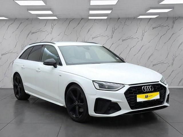 Used Audi A4 Black Edition 150 HP (110 kW) 2020 White Estate