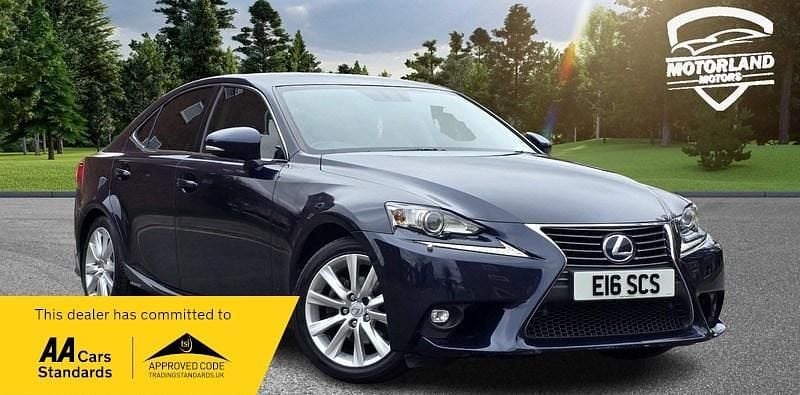 Used Lexus IS300h 2015 Blue Sedan