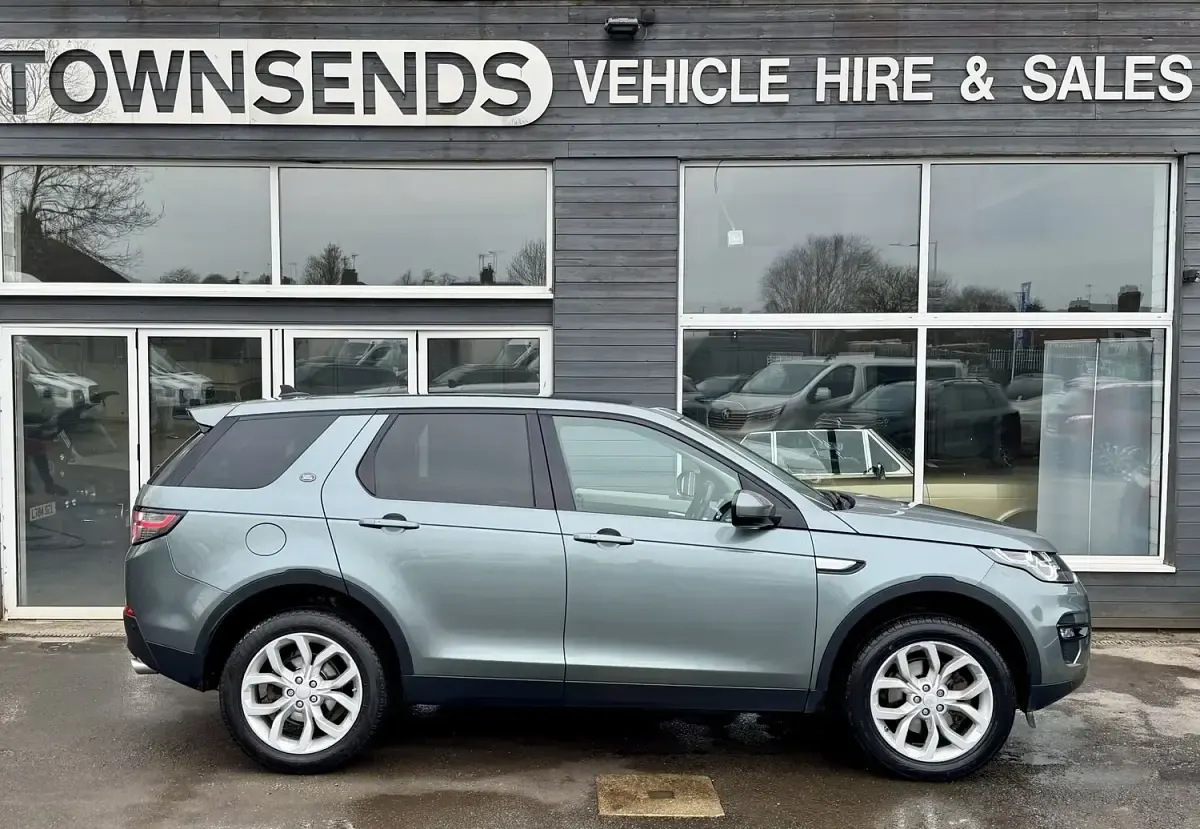 Used Land Rover Discovery Sport HSE 180 HP (132 kW) 2015 Grey SUV