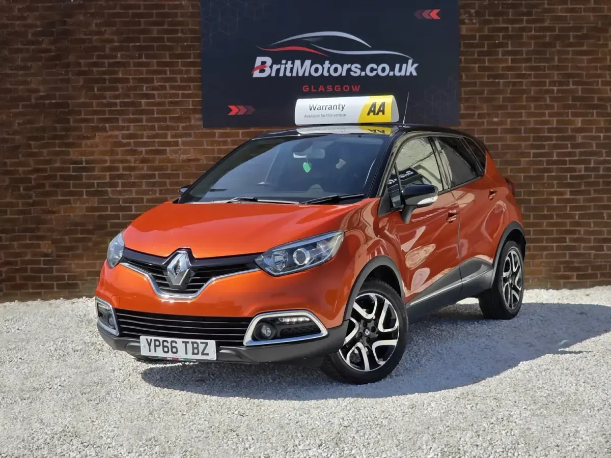 Usado Renault Captur Dynamique 90 HP (66 kW) 2016 Laranja SUV