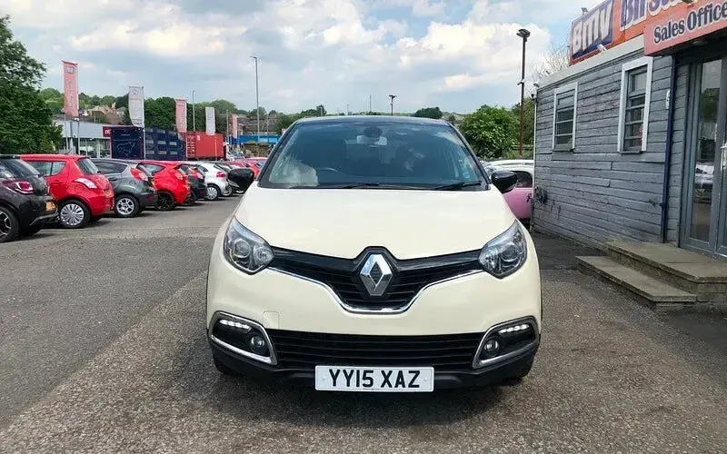 Gebraucht Renault Captur Dynamique 90 PS (66 kW) 2015 SUV