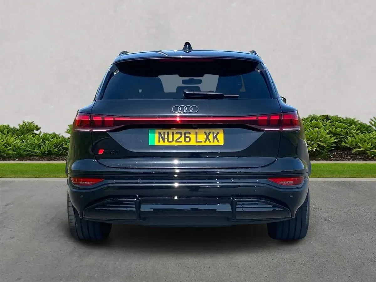Used Audi Q6 e-tron Premium 360 kW (490 HP) 2026 Black SUV