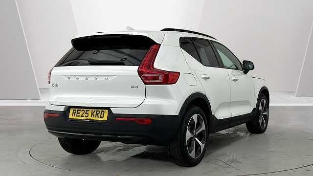 Used Volvo XC40 Plus 194 HP (142 kW) 2025 SUV