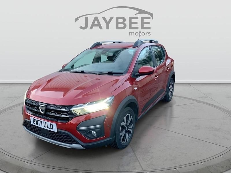 Begagnad Dacia Sandero Prestige 2021 Röd Halvkombi