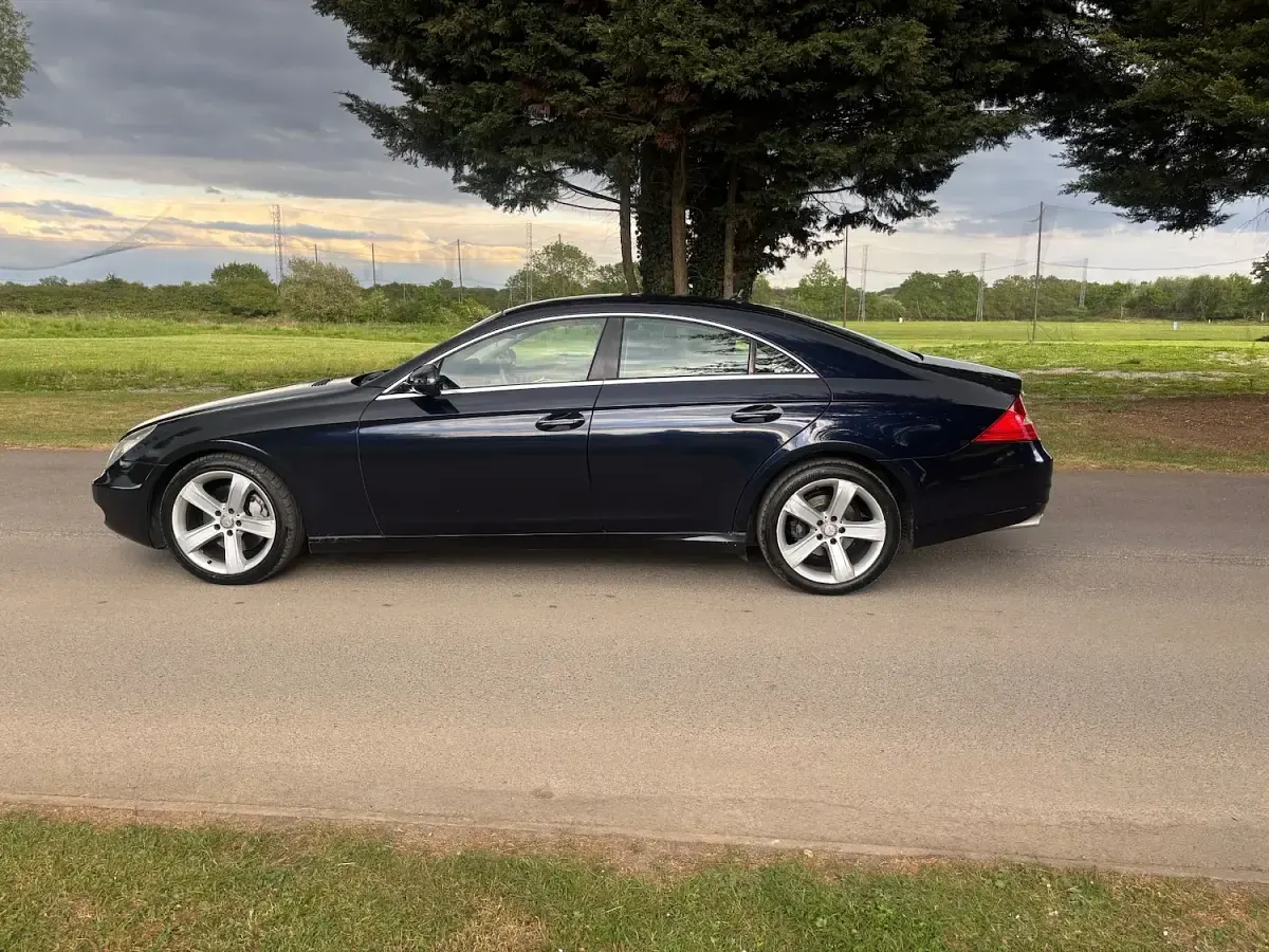 Used Mercedes CLS350 2008 Blue Coupe