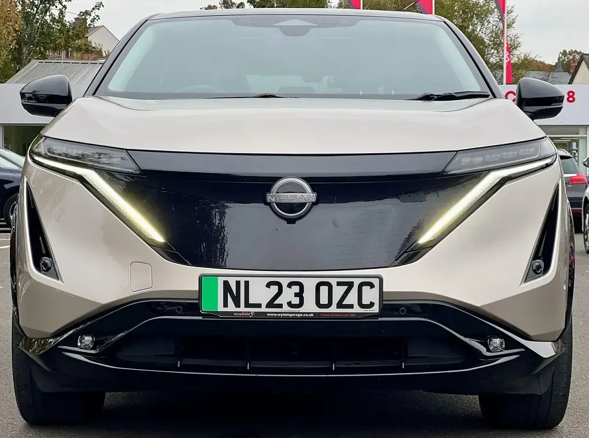 Used Nissan Ariya Evolve 177 kW (242 HP) 2023 Silver SUV
