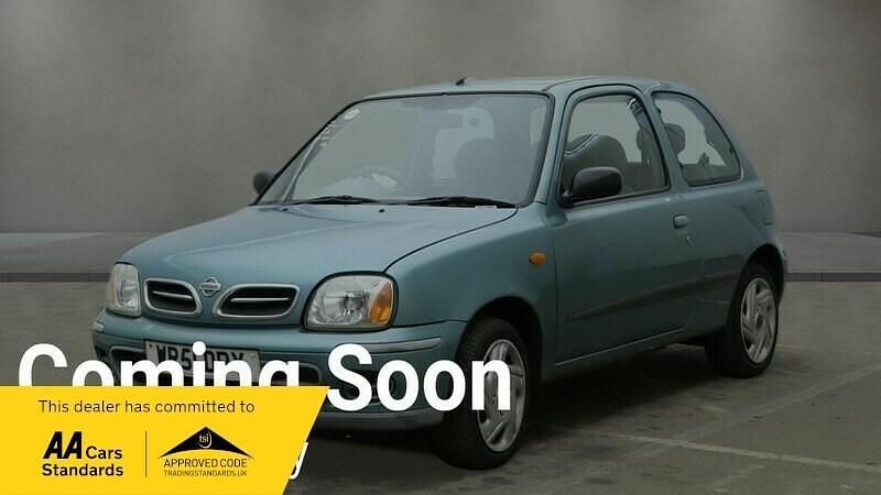 Used Nissan Micra SE 2001 Green Hatchback