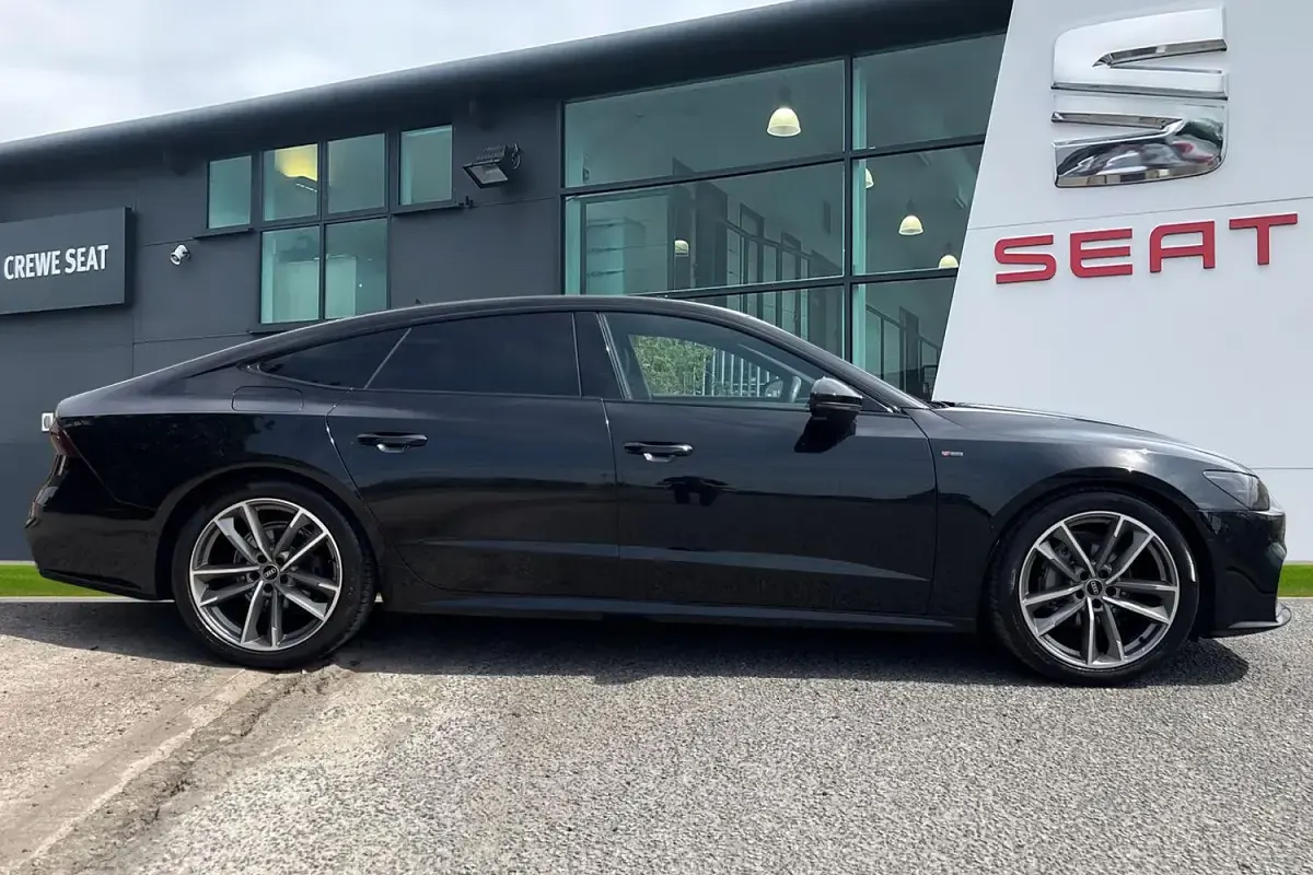 Used Audi A7 Black Edition 245 HP (180 kW) 2022 Black Sedan