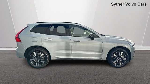 Used Volvo XC60 Plus 345 HP (253 kW) 2025 Grey SUV