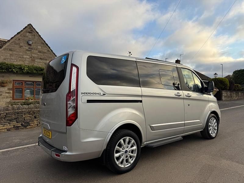Used Ford Tourneo Custom Titanium 2021 Silver Van