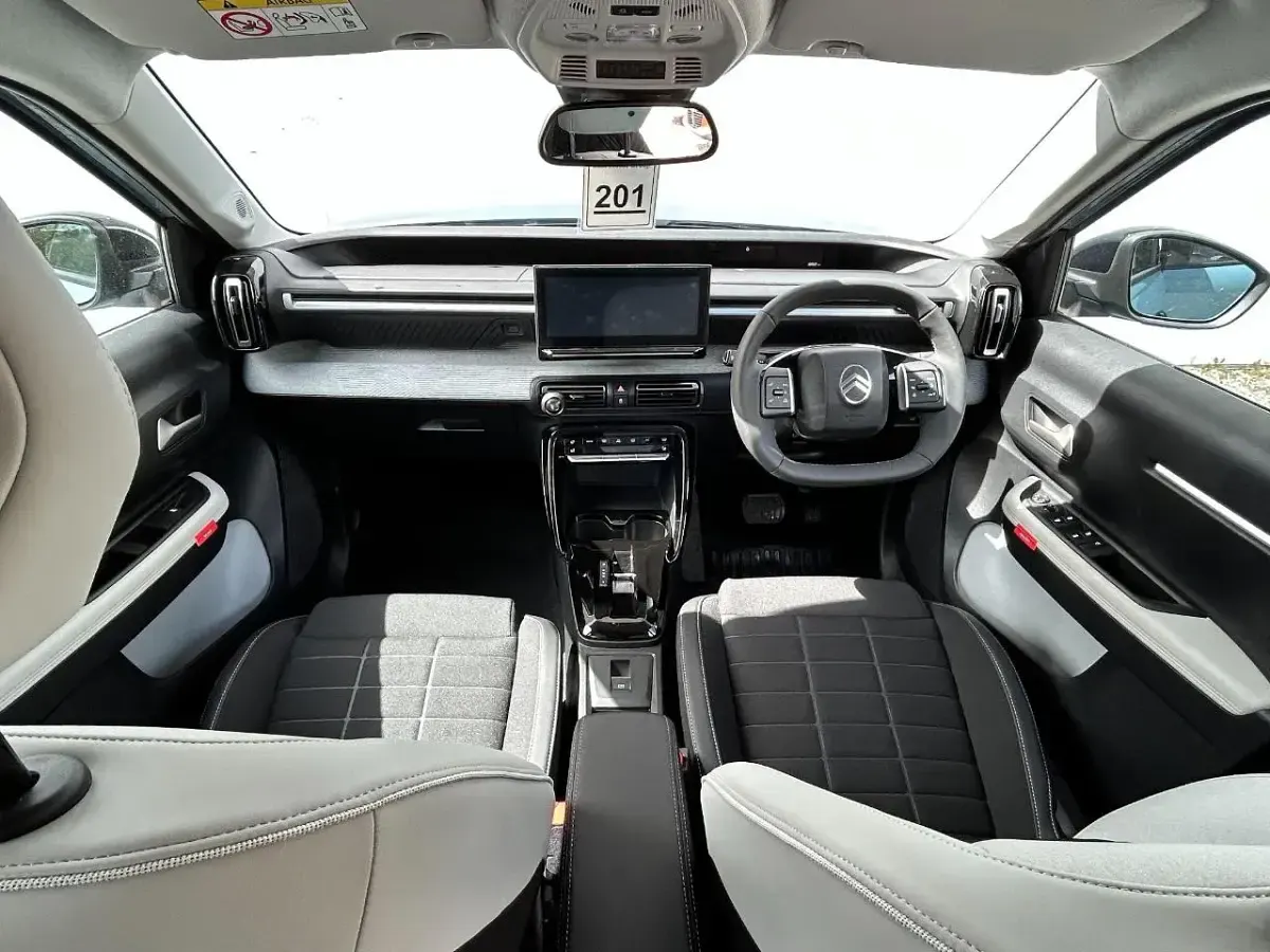 Nowe Citroën e-C3 81 kW (111 KM) 2025 Niebieski Hatchback