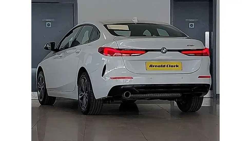 Used BMW 218 Sport Line 136 HP (100 kW) 2023 White Coupe