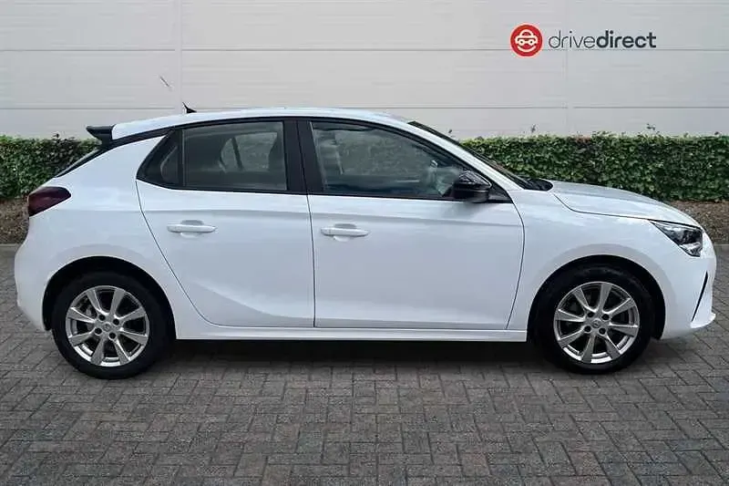 Używany Vauxhall Corsa Design Edition 100 KM (73 kW) 2023 Biały Hatchback