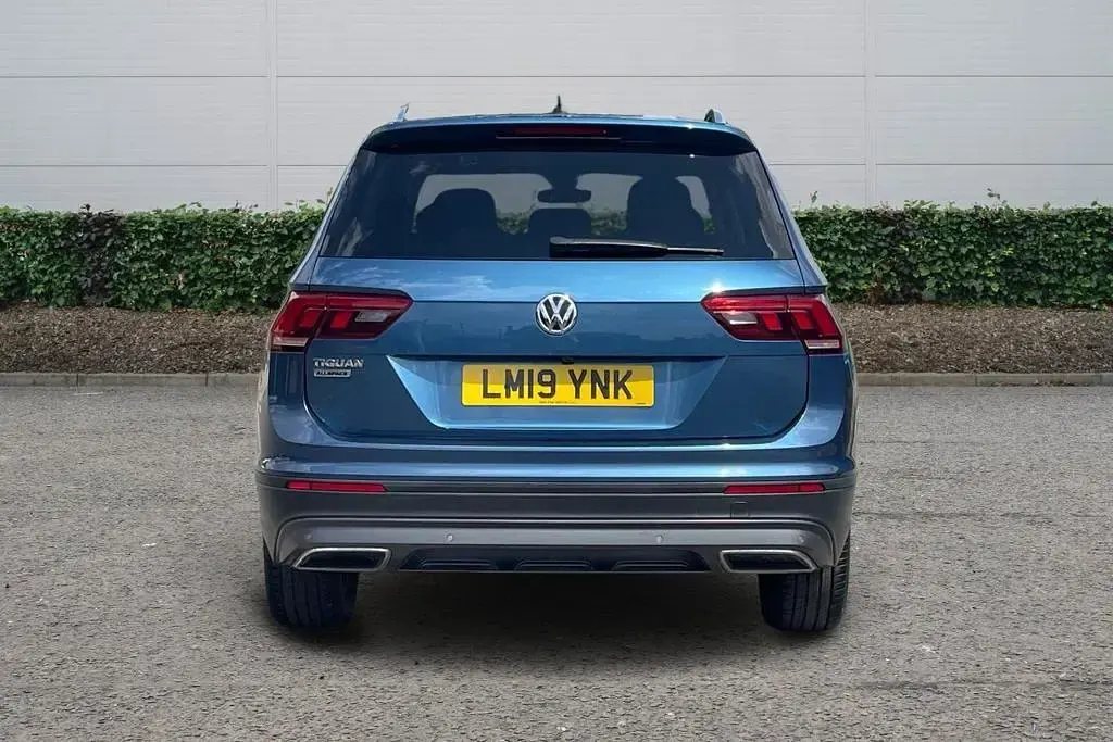 Used VW Tiguan Allspace SE 150 HP (110 kW) 2019 Blue SUV