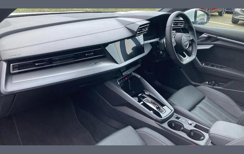 Used Audi A3 S-Line 113 HP (83 kW) 2025 White Hatchback