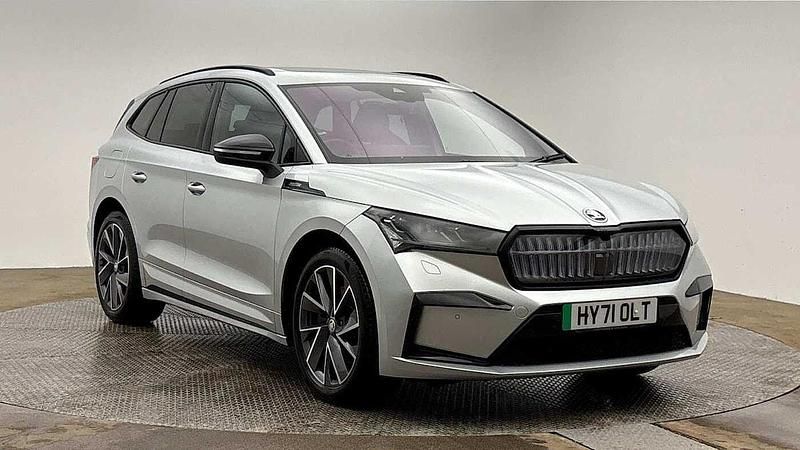 Used Skoda Enyaq iV SportLine 194 kW (265 HP) 2021 Brilliant silver metallic SUV