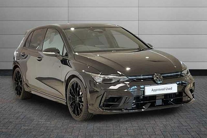 New VW Golf VIII 333 HP (244 kW) 2025