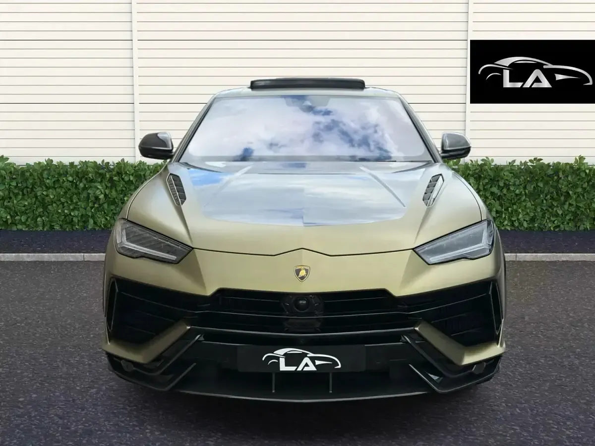 Used Lamborghini Urus 666 HP (489 kW) 2024 Green SUV