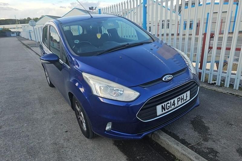 Blue Used 2014 Ford B-MAX Zetec MPV | £1,990 (Good price) - Image 1/1