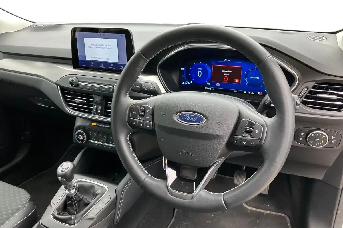 Used Ford Focus Titanium X 155 HP (114 kW) 2021 Silver Hatchback