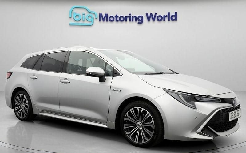 Used 2022 Toyota Corolla Estate | £16,900 (Good price) - Image 1/4