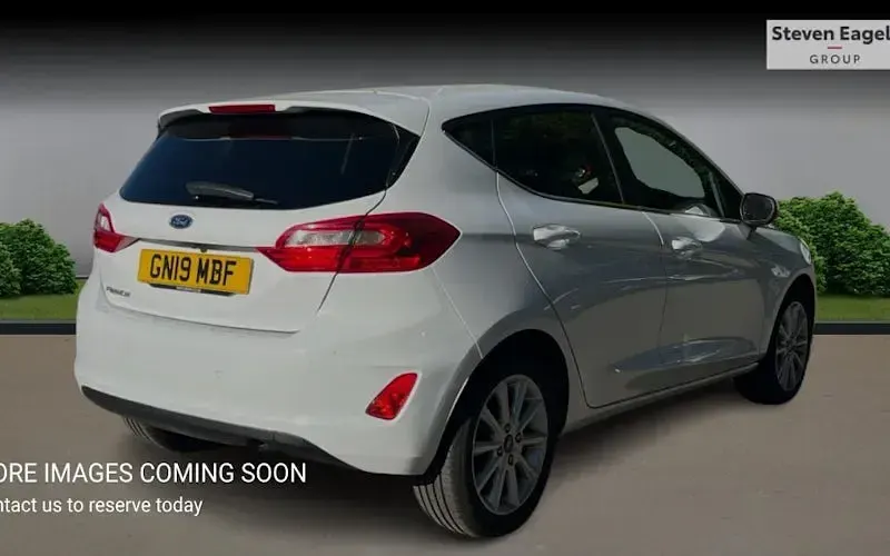 Begagnad Ford Fiesta Titanium 101 HK (74 kW) 2021 Halvkombi