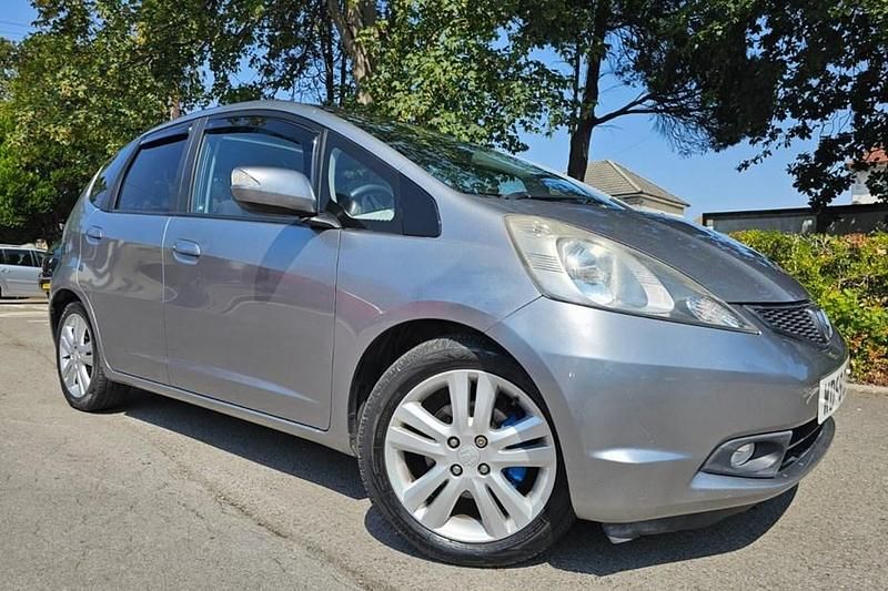 Silver Used 2010 Honda Jazz EX Hatchback | £2,695 (Fair price) - Image 1/1