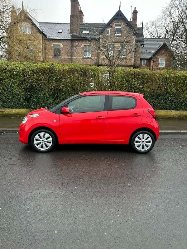 Used Citroën C1 Feel 68 HP (50 kW) 2015 Red Hatchback