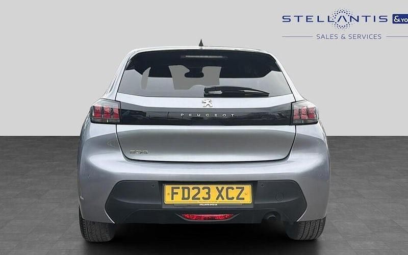 Used Peugeot 208 Active+ 75 HP (55 kW) 2023 Grey Hatchback