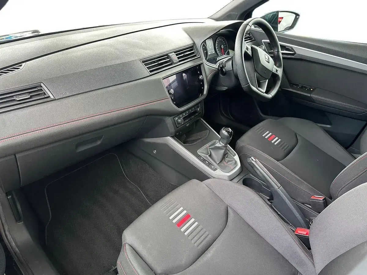 Used Seat Arona FR 115 HP (84 kW) 2019 Black SUV