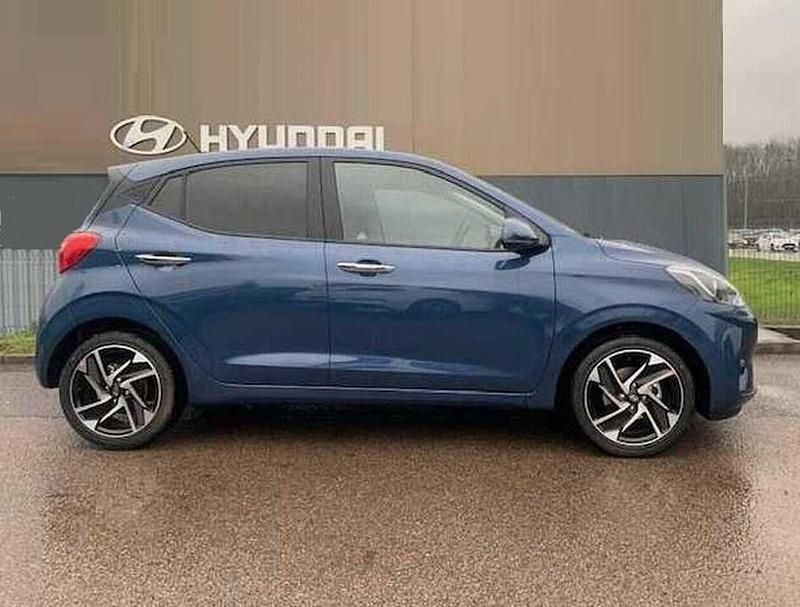 New Hyundai i10 Premium 79 HP (58 kW) 2025 Blue Hatchback