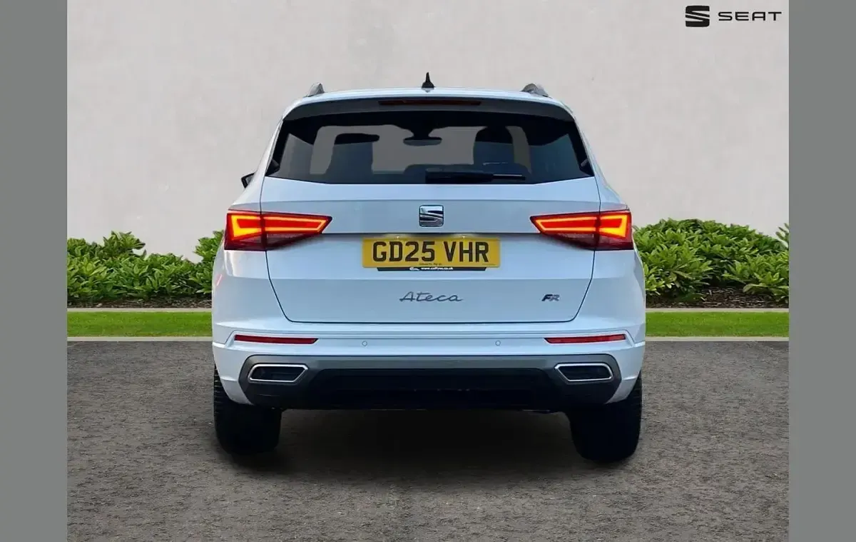 Used Seat Ateca FR Sport 148 HP (108 kW) 2025 White SUV
