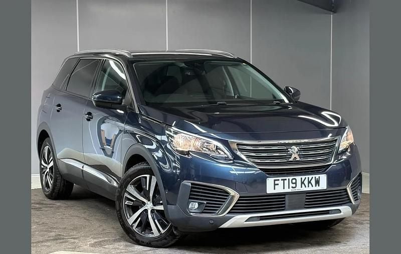 Used Peugeot 5008 Allure 130 HP (95 kW) 2019 Blue SUV