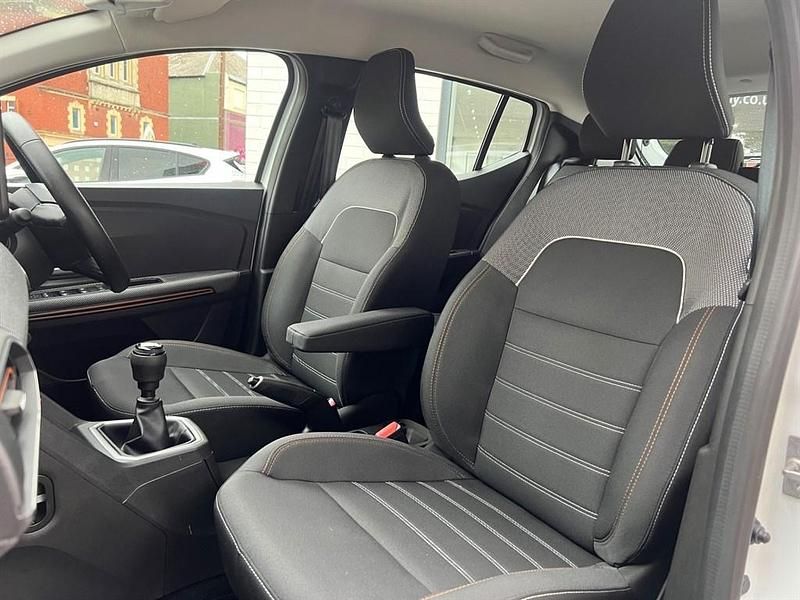 Used Dacia Sandero Expression 2023 White Hatchback