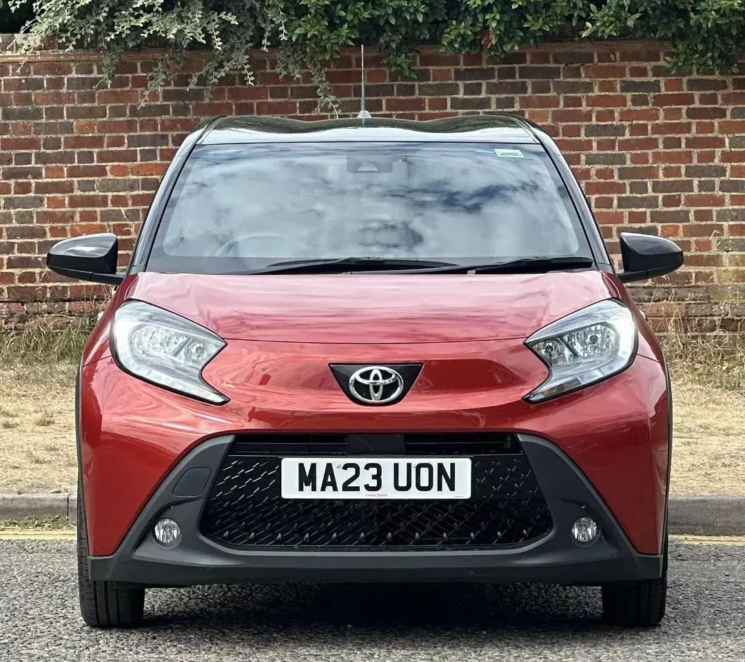 Used Toyota Aygo 71 HP (52 kW) 2023 Red