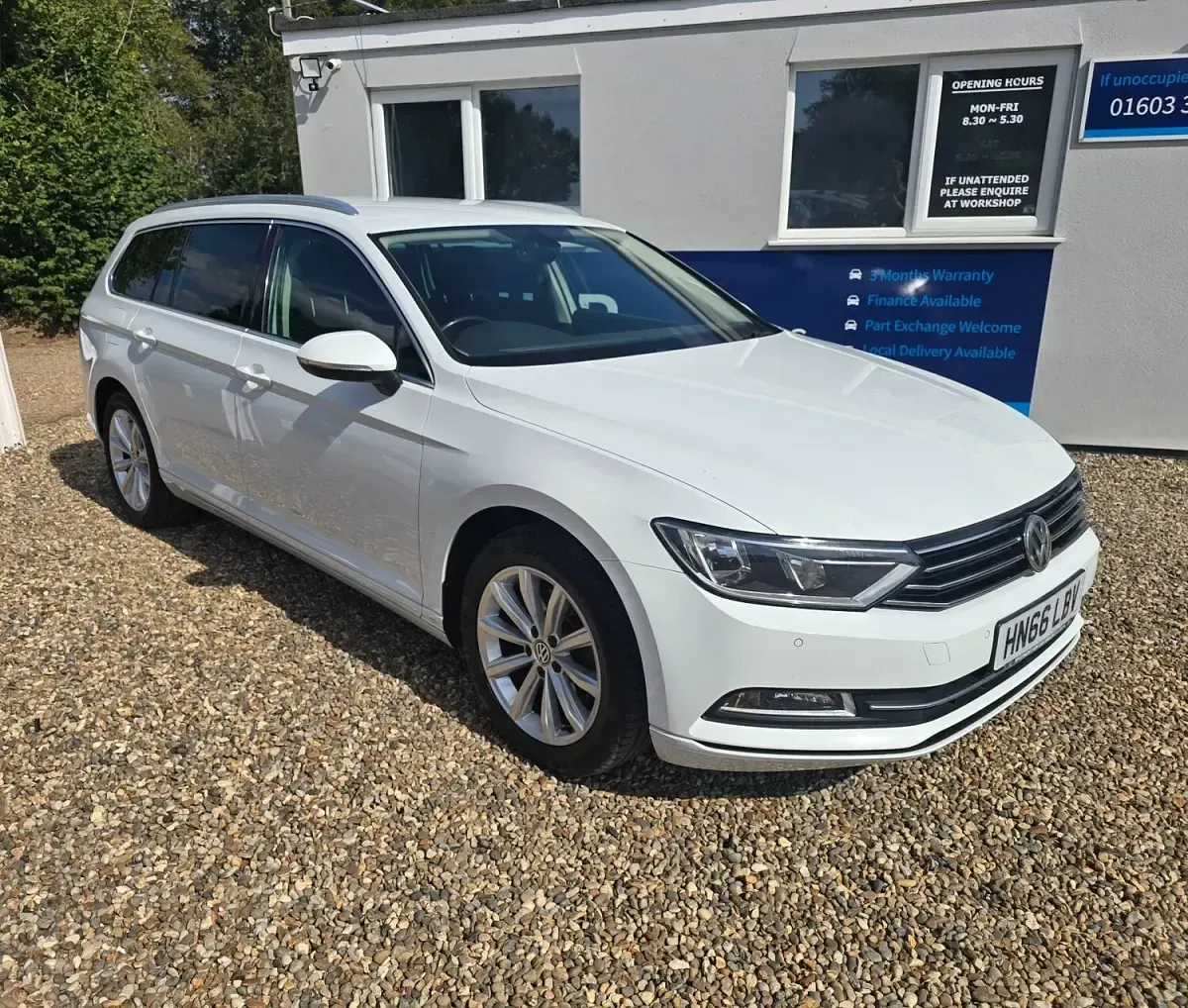 Used VW Passat Business 2016 White Estate