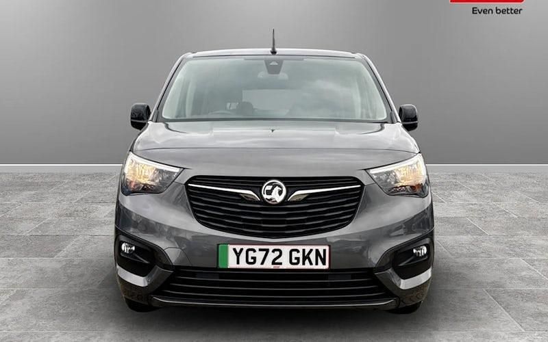 Used Vauxhall Combo 100 kW (136 HP) 2022 MPV