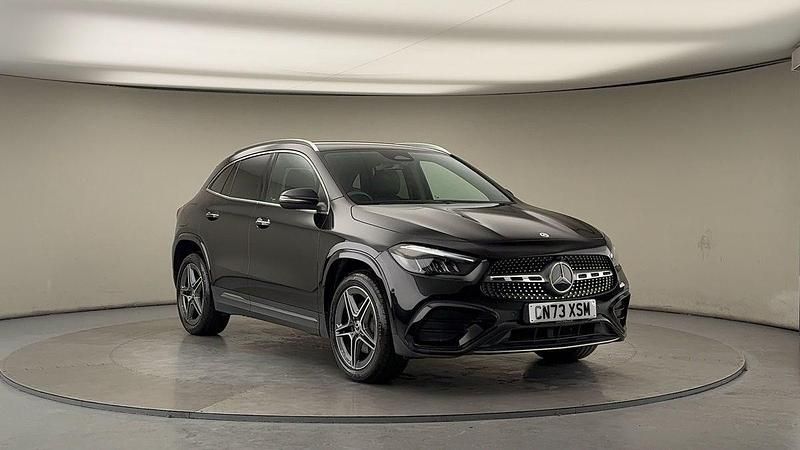 Used Mercedes GLA250 Executive 2023 Cosmos black SUV