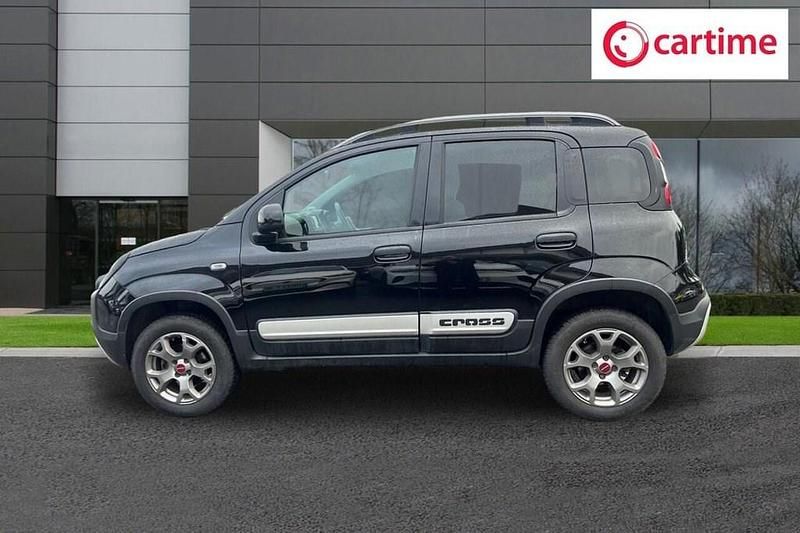 Used Fiat Panda Cross Cross 85 HP (62 kW) 2023 Black Hatchback