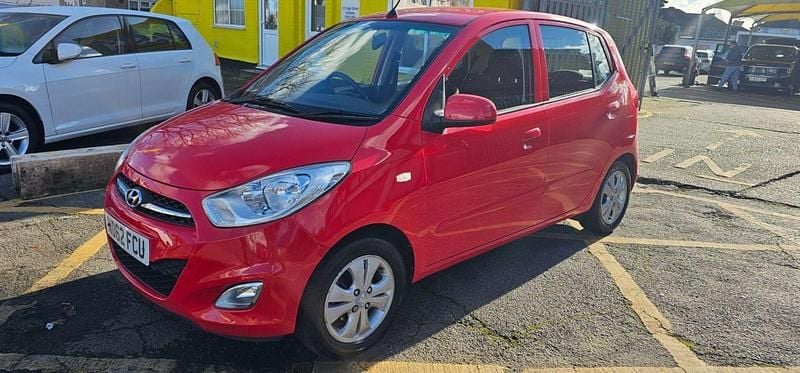 Used Hyundai i10 Active 85 HP (62 kW) 2012 Red Hatchback