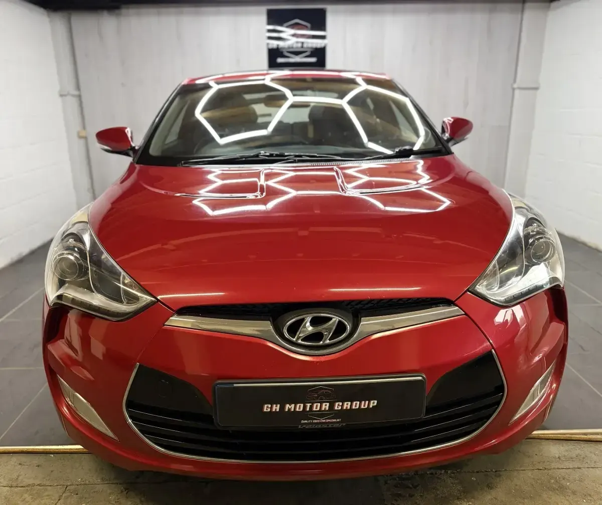 Used Hyundai Veloster Sport 2013 Red Hatchback