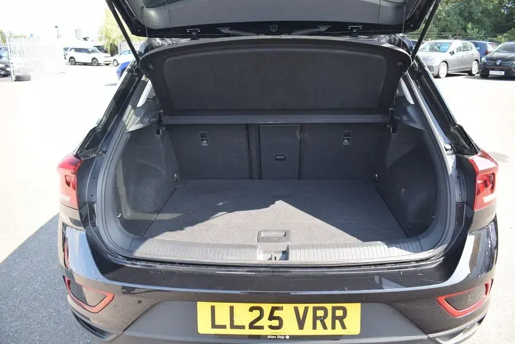 Used VW T-Roc Match 2025 Black SUV