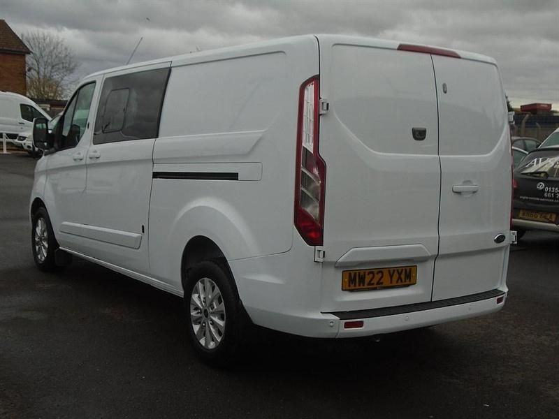 Used Ford Transit Custom Limited 130 HP (95 kW) 2022 White Van
