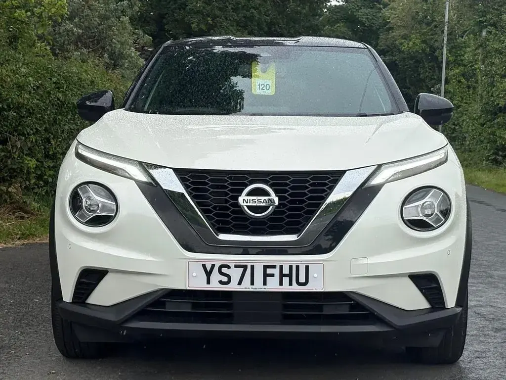 Used Nissan Juke N-Connecta 114 HP (83 kW) 2022 White SUV