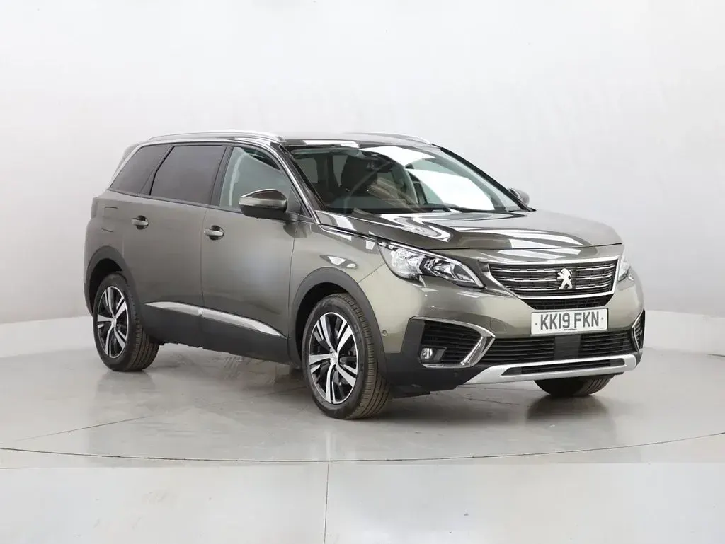 Used Peugeot 5008 Allure 130 HP (95 kW) 2019 Grey SUV