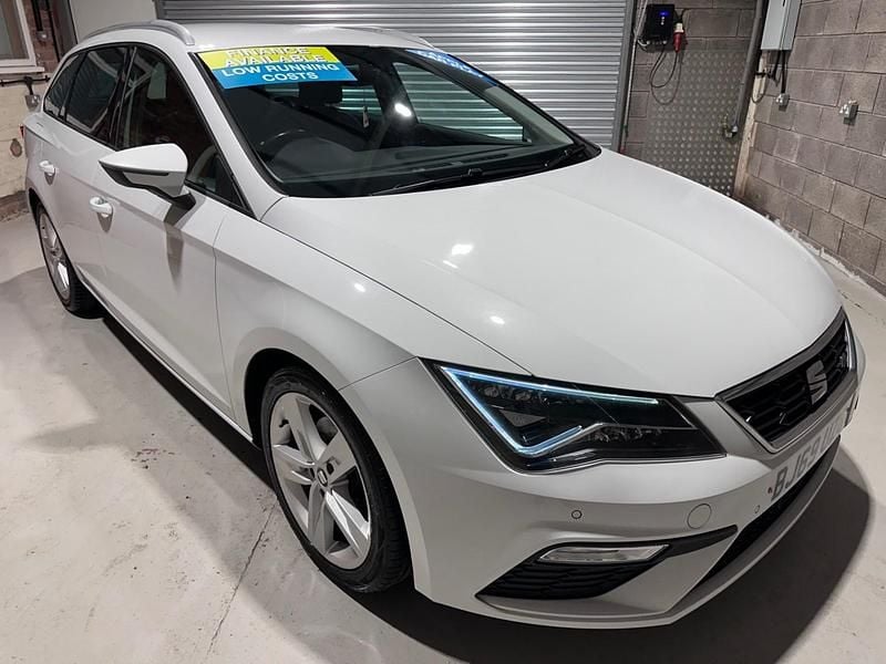 Begagnad Seat Leon FR 2019 Vit Kombi