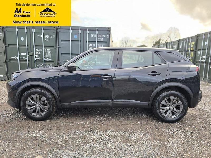 Used Peugeot 2008 Active 130 HP (95 kW) 2020 Black SUV