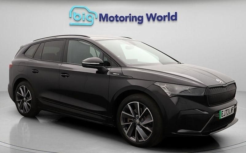 Used 2024 Skoda Enyaq iV SportlinePlus SUV | £30,000 (Fair price) - Image 1/4